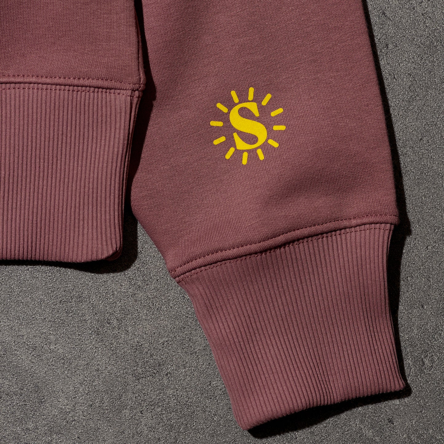 SMILEY SWEATER MOCCA